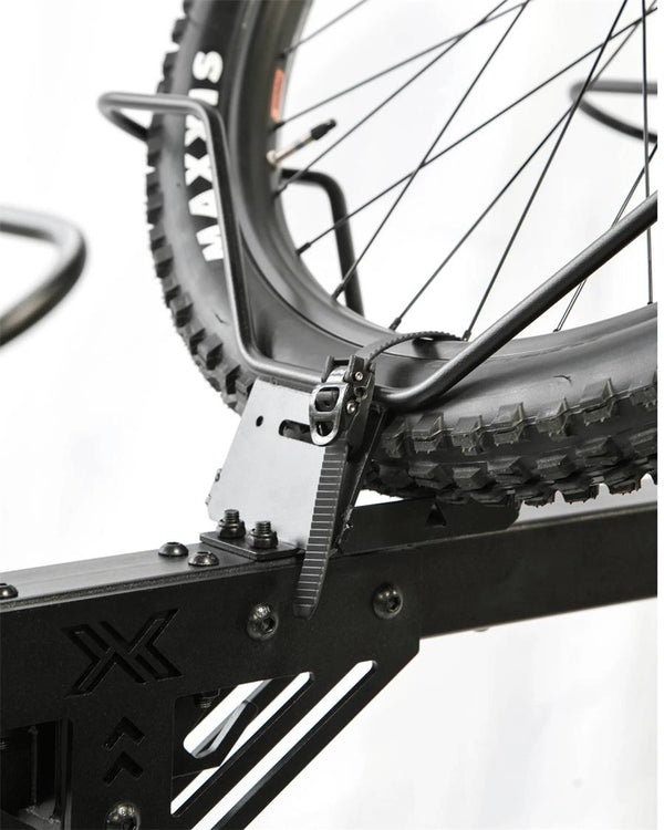 Maverack 4-BIKE PREMIUM VERTICAL RACK 3